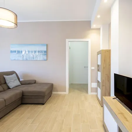 Sibilla By Interhome Intra